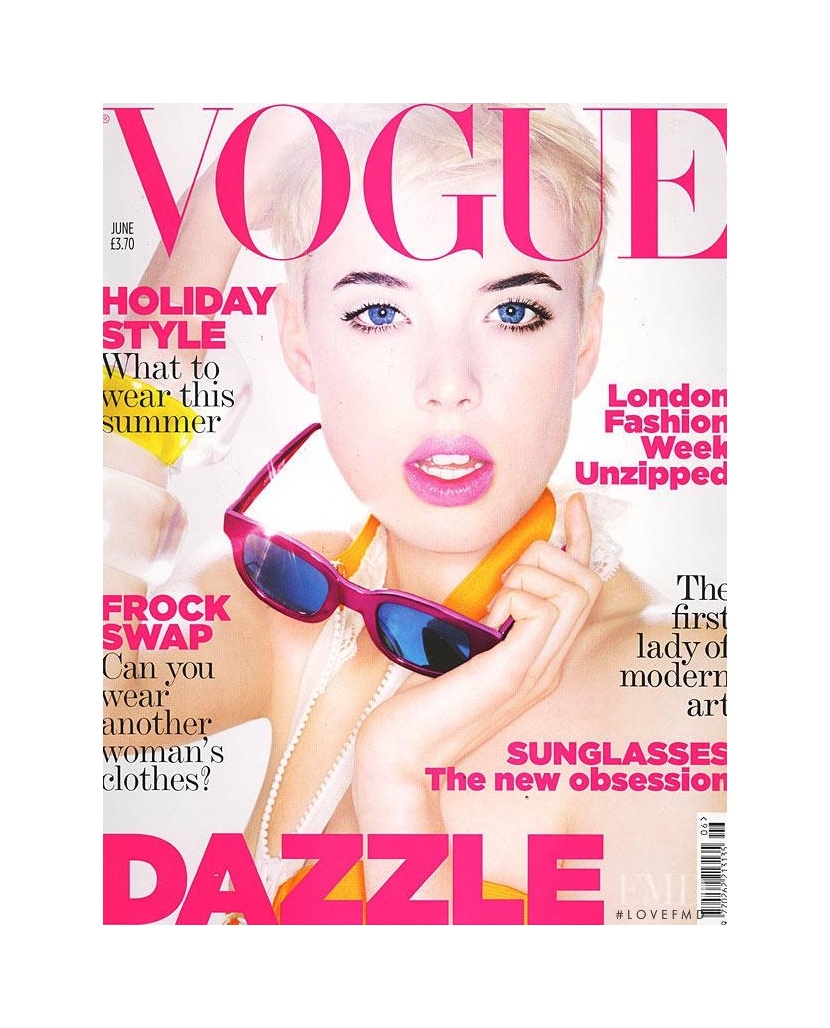 1589954753789792-12-01