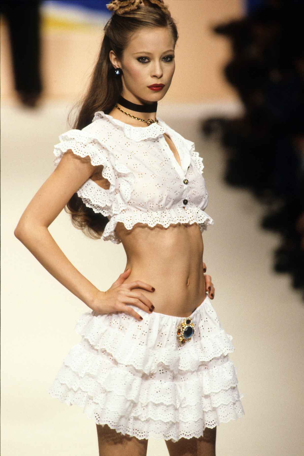 7 iconic collections from 90s Chanel – Ayerhs Magazine