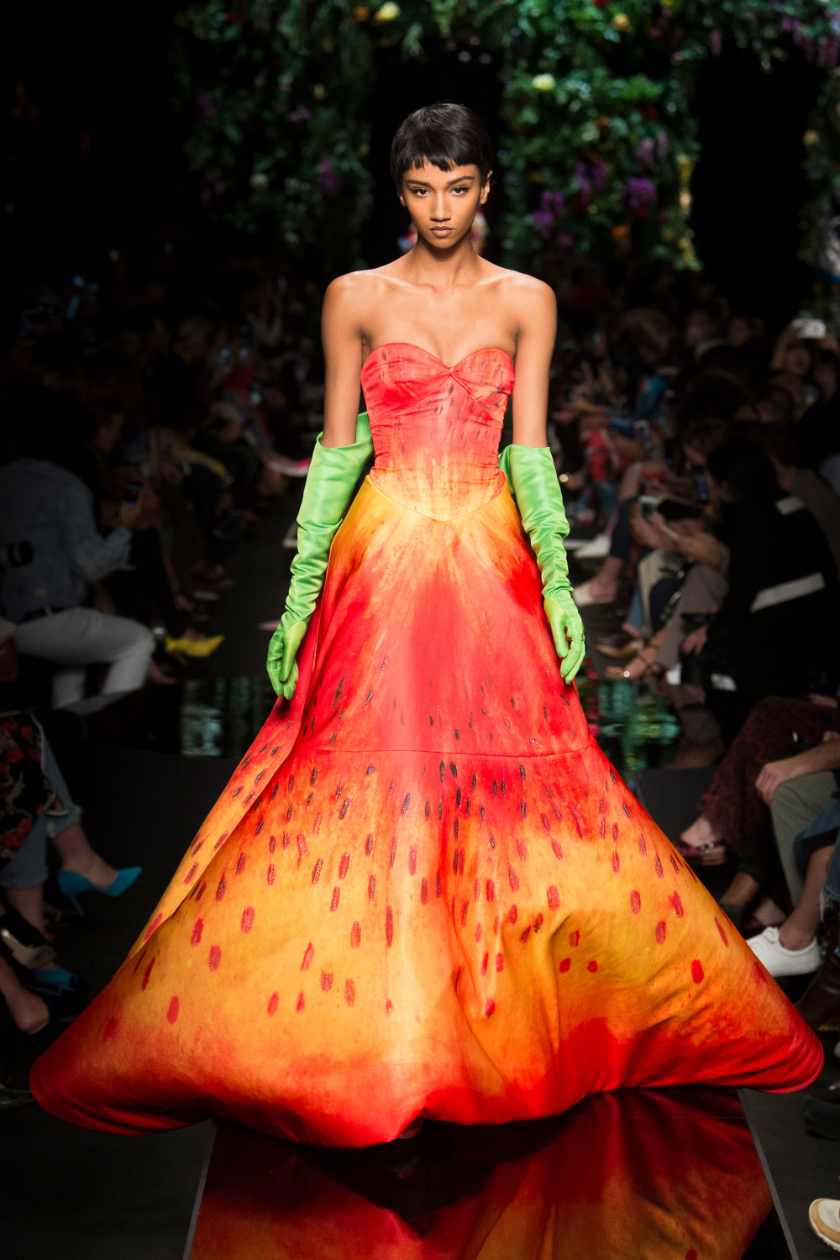 Moschino Floral Outfits Fashion 2018 Moschino Spring RTW 2018