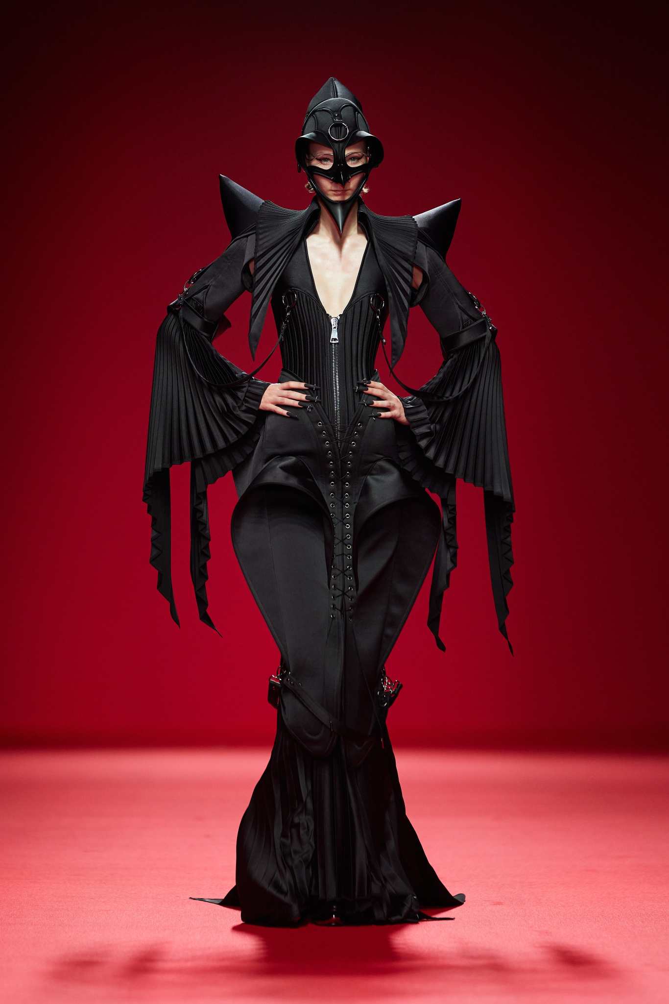 Robert Wun Couture Spring 2024: Surrealist Soiree – Ayerhs Magazine
